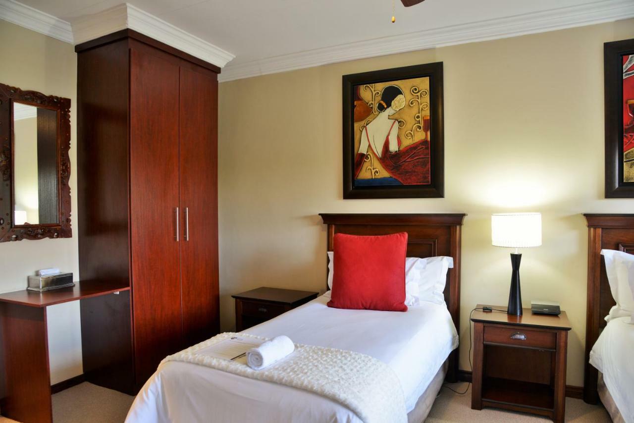 Stirling Manor Boutique Guest House Hartbeespoort Zewnętrze zdjęcie